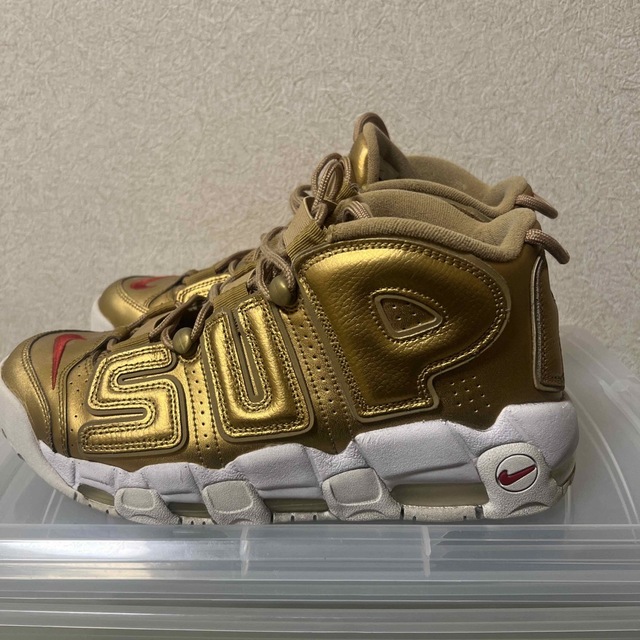 NIKE(ナイキ)の最終値下げ nike supreme more uptempo 28.5 メンズの靴/シューズ(スニーカー)の商品写真