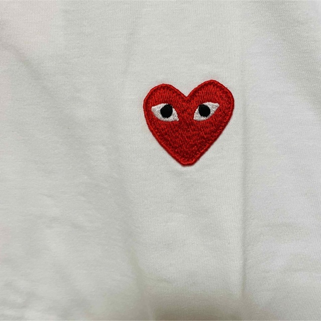 COMME des GARCONS(コムデギャルソン)の【即発】COMME des GARCONS ハートロゴ カットソー メンズ メンズのトップス(Tシャツ/カットソー(半袖/袖なし))の商品写真