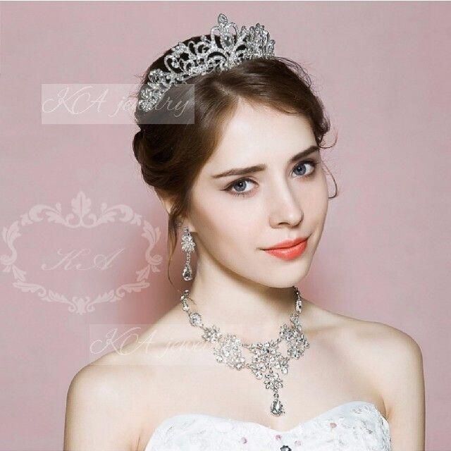 50%OFF!】 新品 ヘッドドレス ウェディング ヘアアクセサリー シルバー 大きめ 結婚式