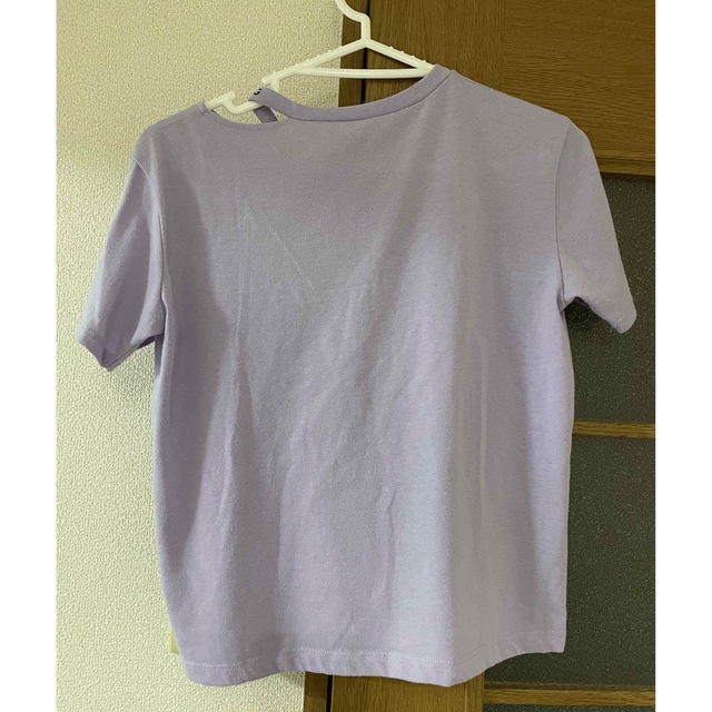 パープル　肩あきＴシャツ　140 キッズ/ベビー/マタニティのキッズ服女の子用(90cm~)(Tシャツ/カットソー)の商品写真