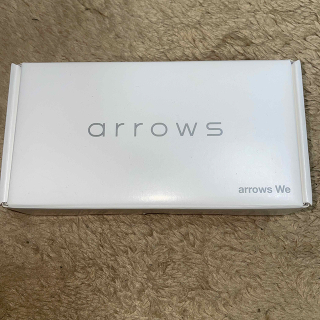 arrows we FCG01 ホワイトスマートフォン/携帯電話