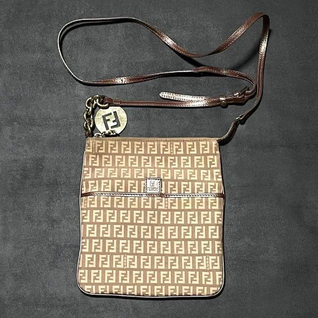 【 FENDI 】 フェンディ キャンパス ズッキーノ ショルダーバッグ