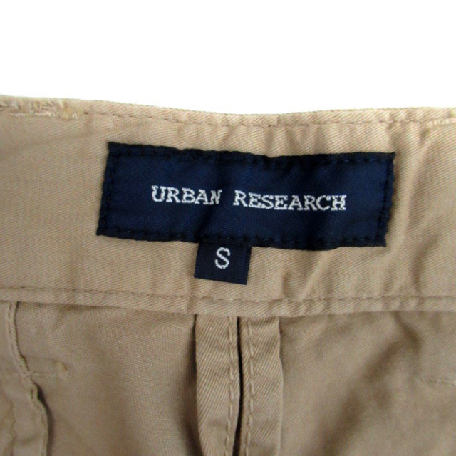 URBAN RESEARCH(アーバンリサーチ)のアーバンリサーチ ショートパンツ 短パン 無地 S ベージュ メンズのパンツ(ショートパンツ)の商品写真