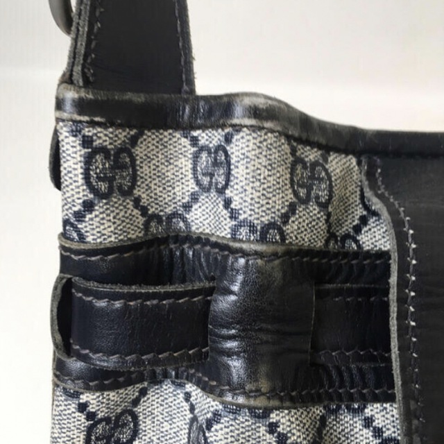 HOT国産】 Gucci - オールドグッチ ネイビー 被せ蓋タイプ ショルダー