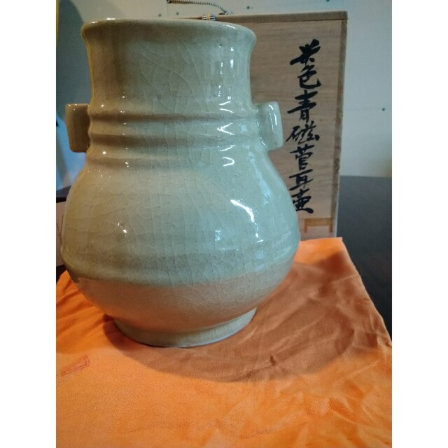 柔らかい 未使用保管品 高麗陶房 宮岡 英夫 米色青磁 菅耳壷 花瓶 茶道具 共箱&共布付 陶芸