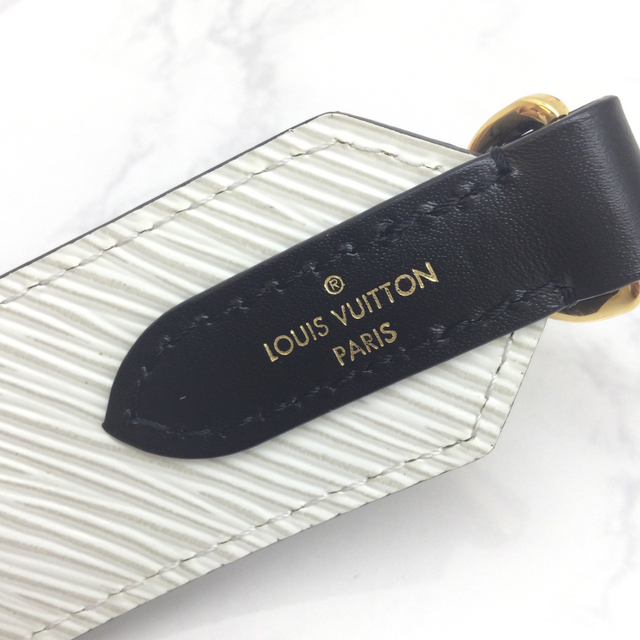 LOUIS VUITTON ショルダーストラップ　ラブロック