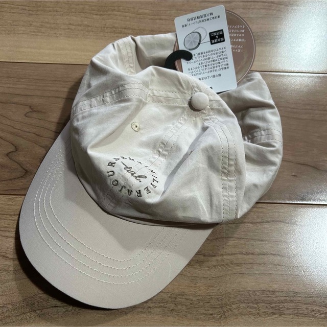 しまむら(シマムラ)の中白　yumiタイプライタCAP  レディースの帽子(キャップ)の商品写真