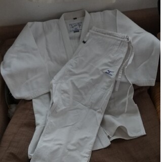 柔道着　2号　上着・ズボン・白帯のセット　未使用　試合用　ミズノ製