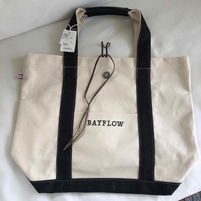 BAYFLOW(ベイフロー)のBAYFLOW コンチョロゴトート レディースのバッグ(トートバッグ)の商品写真