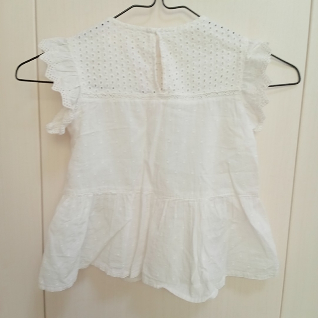 ZARA KIDS(ザラキッズ)のZARA トップス　110 キッズ/ベビー/マタニティのキッズ服女の子用(90cm~)(Tシャツ/カットソー)の商品写真