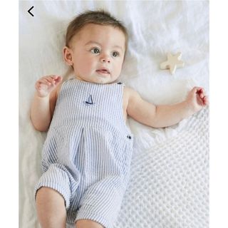 プチバトー(PETIT BATEAU)のNEXT baby ブルーストライプ オーバーオール(ロンパース)