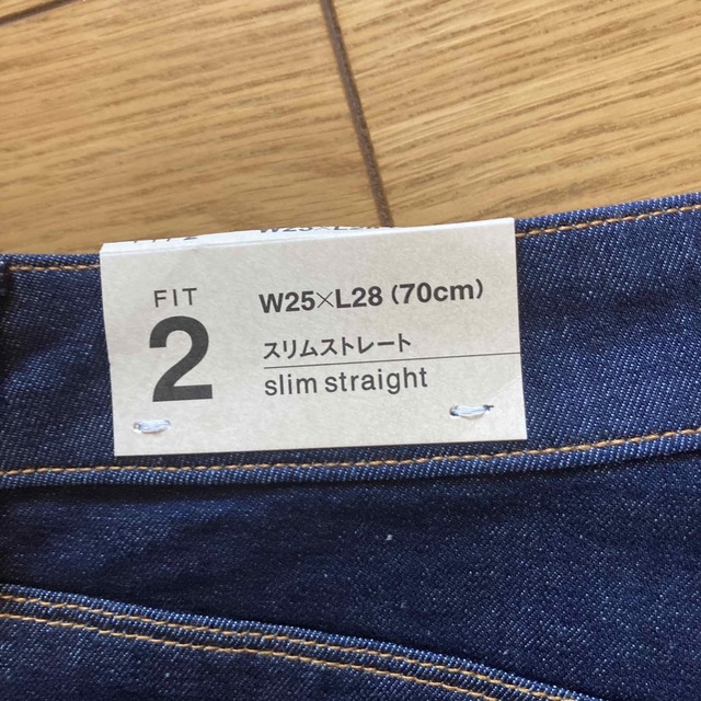 MUJI (無印良品)(ムジルシリョウヒン)の無印　縦横ストレッチデニムスリムストレートパンツ　２５ レディースのパンツ(デニム/ジーンズ)の商品写真