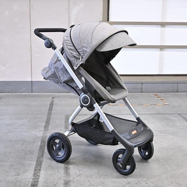 STOKKE「SCOOT/スクート2」8万 ベビーカー 乳母車 バギー グレー レインカバー 4輪 人気 子供 乳児 リクライニング キャノピー ストッケ【家具/インテリア/USED家具ユーズド家具/リサイクル】