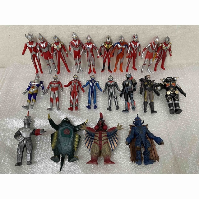 BANDAI - ウルトラ怪獣ソフビ 39体セット おまけ付きの通販 by ...