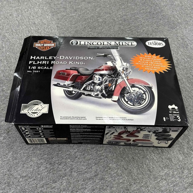 ハーレーダビッドソン ロードキング プラモデル1/6スケール 38cm 7221