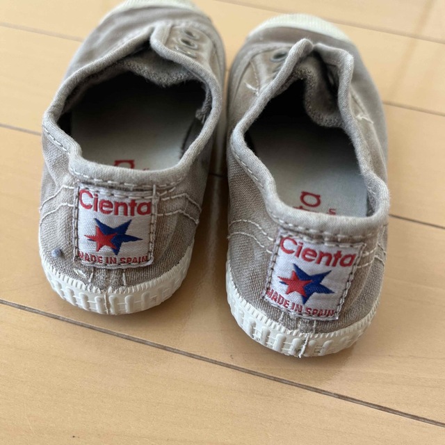 Cienta(シエンタ)のcienta 24 キッズ/ベビー/マタニティのベビー靴/シューズ(~14cm)(スニーカー)の商品写真