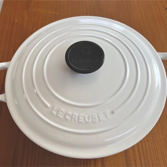 ルクルーゼ（ル・クルーゼ）ココットロンド24cm ホワイト LE CREUSET