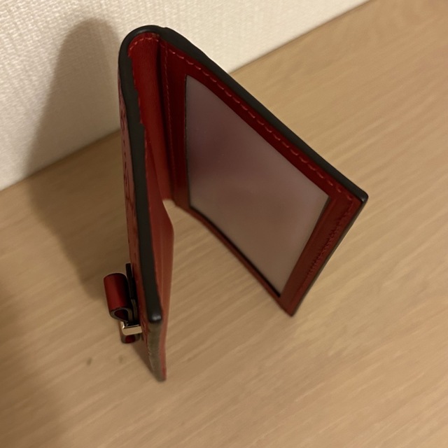 新品未使用】GUCCI グッチ パスケース 定期入れ レッド 【70%OFF】 35