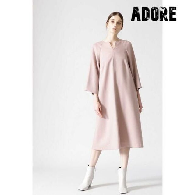 未使用 ADORE キーネック ラグラン 七分袖 ライトウールワンピース