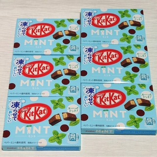 ネスレ(Nestle)の【６箱】ネスレ　キットカット　ミント（１箱３枚入）(菓子/デザート)