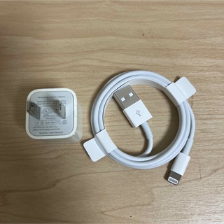 iPhone充電器 純正(バッテリー/充電器)