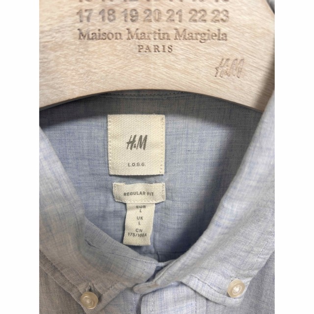 H&H(エイチアンドエイチ)のH&M  サックスリネンボタンダウンシャツ　l メンズのトップス(シャツ)の商品写真