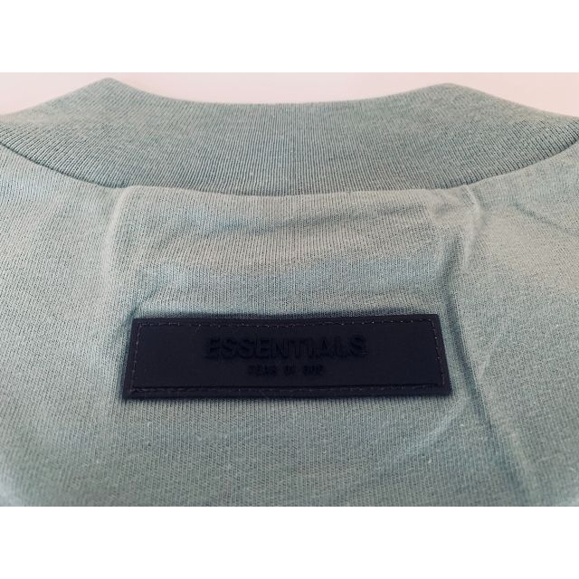 FEAR OF GOD(フィアオブゴッド)の2023SS / ESSENTIALS ブルー Tシャツ (XS) メンズのトップス(Tシャツ/カットソー(半袖/袖なし))の商品写真