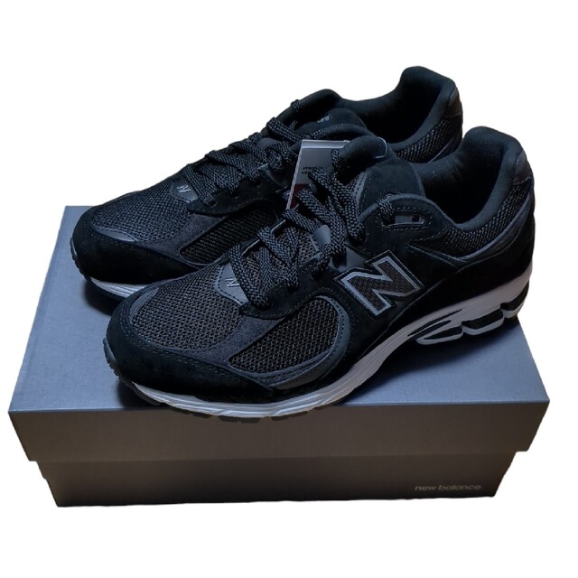 New Balance(ニューバランス)の【新品】New Balance M2002RBK 27.0cm メンズの靴/シューズ(スニーカー)の商品写真