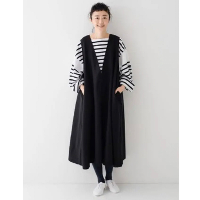 ネストローブ nest Robe    ディープVネックノースリーブドレス