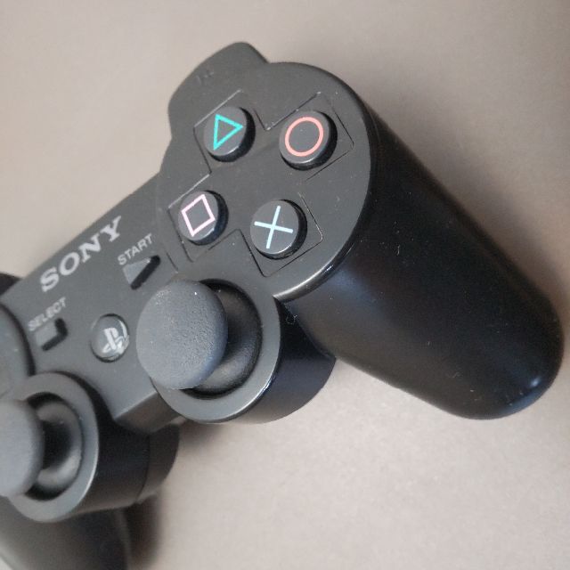 PlayStation3(プレイステーション3)の安心の整備済み！◆PS3コントローラー DUALSHOCK3◆中古◆43 エンタメ/ホビーのゲームソフト/ゲーム機本体(その他)の商品写真