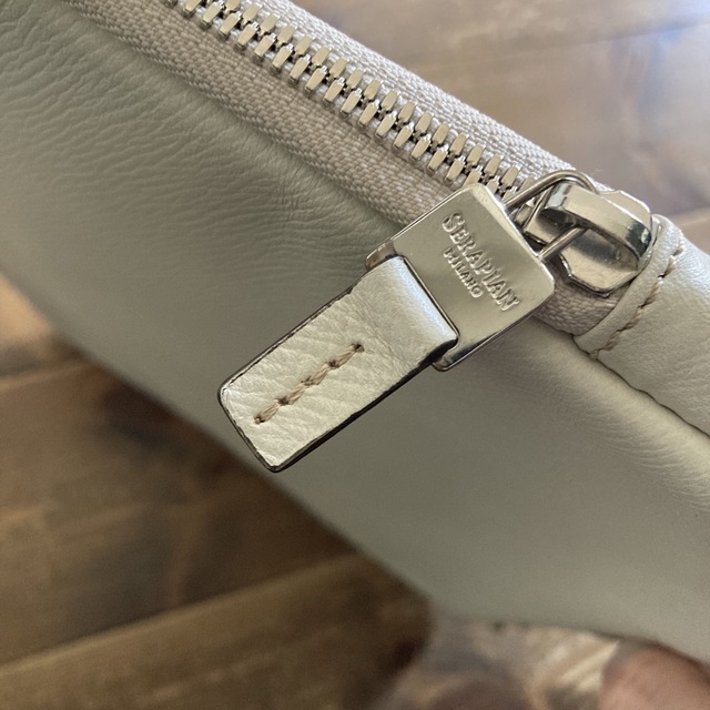 SERAPIAN セラピアン レザー クラッチバッグ ５５％以上節約 logocity