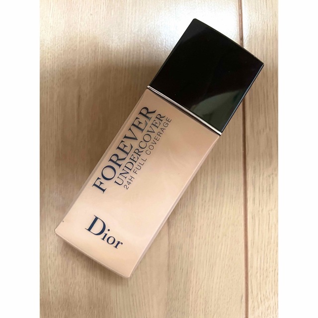 Dior(ディオール)のディオールスキンフォーエバーアンダーカバー 20 コスメ/美容のベースメイク/化粧品(ファンデーション)の商品写真