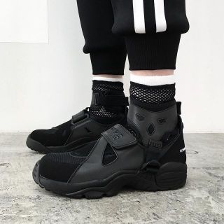 コムデギャルソンオムプリュス(COMME des GARCONS HOMME PLUS)の コムデギャルソンオムプリュス ナイキ エア カーニバル スニーカー 黒(スニーカー)