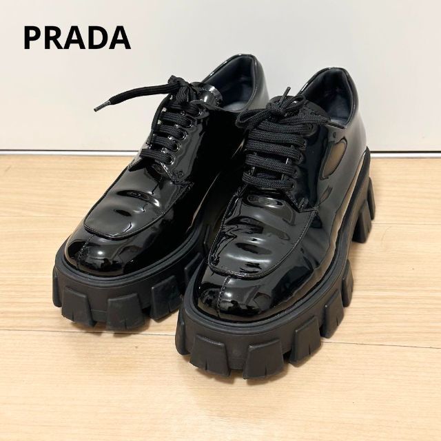 プラダ PRADA パテントレザー ローファー　38.5