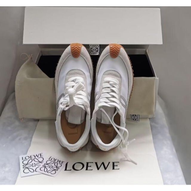 宇宙の香り ・新品・ロエベ・LOEWE・フローランナー・スニーカー
