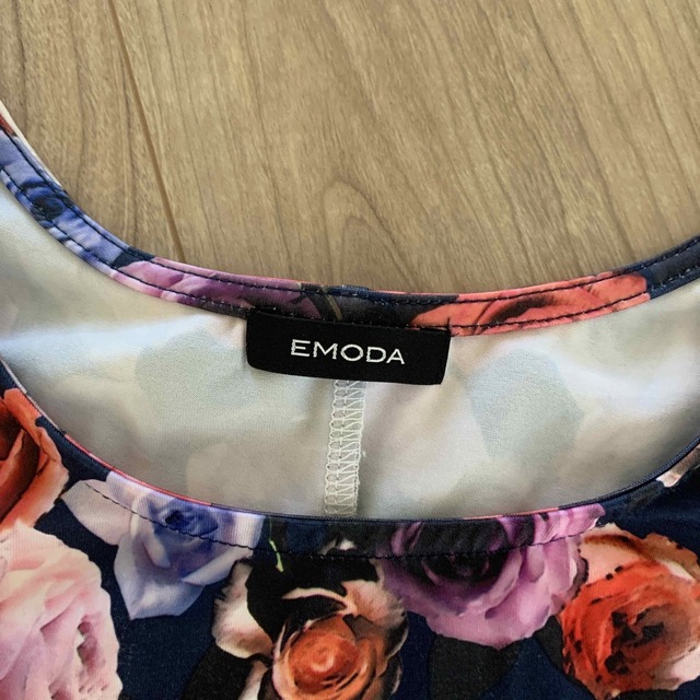 EMODA(エモダ)のEMODA 薔薇Tシャツ メンズのトップス(Tシャツ/カットソー(半袖/袖なし))の商品写真