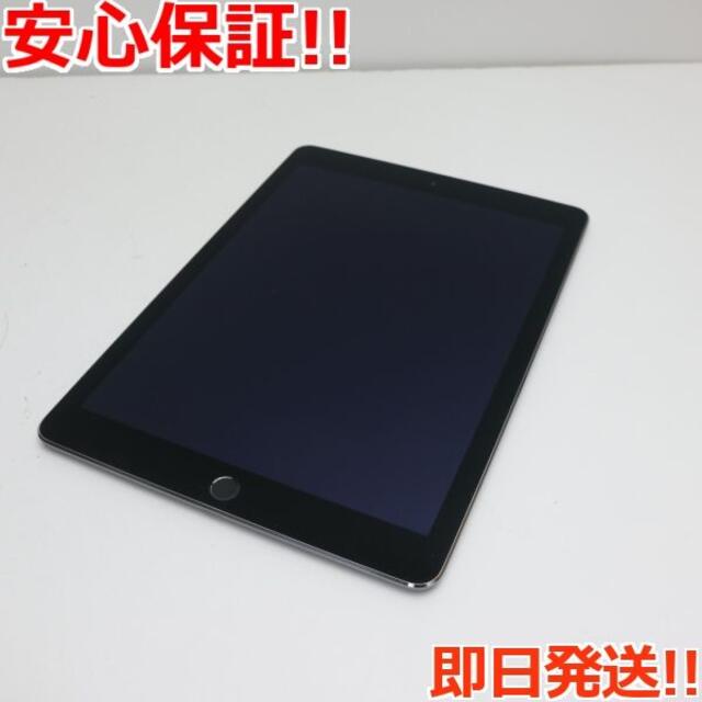 Apple(アップル)の超美品 docomo iPad Air 2 32GB グレイ  M777 スマホ/家電/カメラのPC/タブレット(タブレット)の商品写真