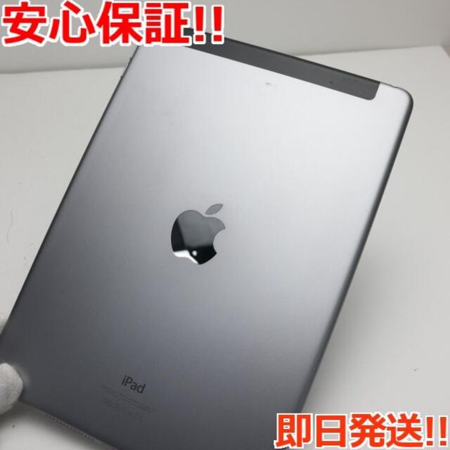 Apple(アップル)の超美品 docomo iPad Air 2 32GB グレイ  M777 スマホ/家電/カメラのPC/タブレット(タブレット)の商品写真