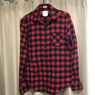 アメリカンイーグル(American Eagle)のアメリカンイーグル　シャツ　チェックシャツ　赤×黒　XS(シャツ)