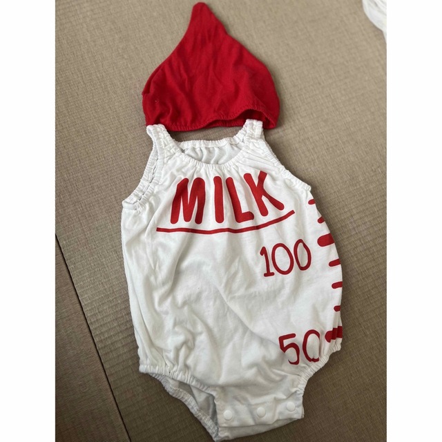 MILK 哺乳瓶 変身 ロンパース 50~60 キッズ/ベビー/マタニティのベビー服(~85cm)(ロンパース)の商品写真