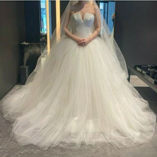 ヴェラウォン(Vera Wang)のVERAWANG FERNANDA US2(ウェディングドレス)