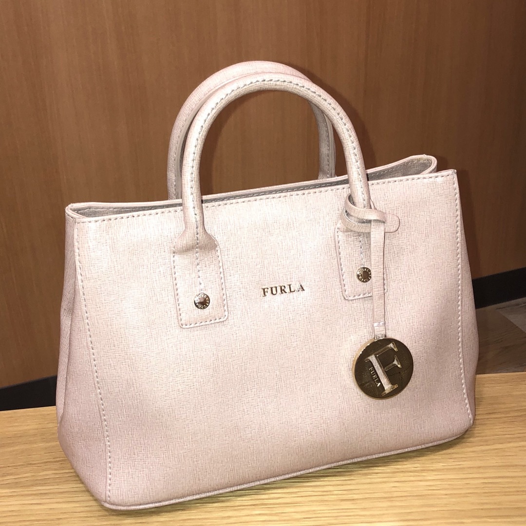 お値下げ！FURLA ショルダーバッグ - ショルダーバッグ