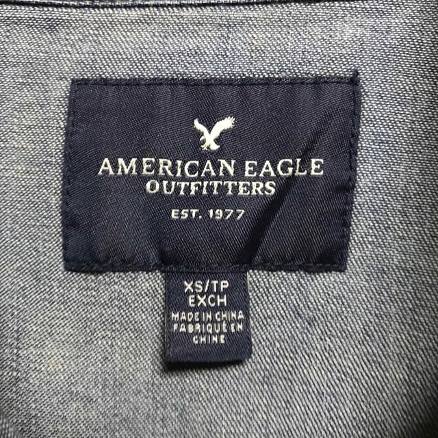 American Eagle(アメリカンイーグル)のアメリカンイーグル　ダンガリーシャツ　XS メンズのトップス(シャツ)の商品写真