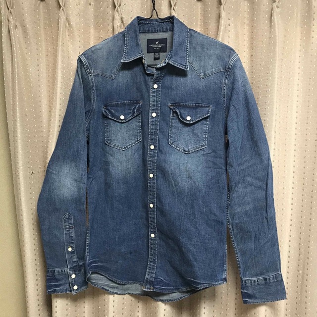 American Eagle(アメリカンイーグル)のアメリカンイーグル　ダンガリーシャツ　XS メンズのトップス(シャツ)の商品写真