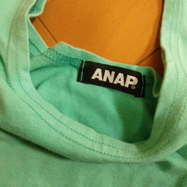 ANAP(アナップ)のANAP ショート丈カットソー レディースのトップス(Tシャツ(半袖/袖なし))の商品写真