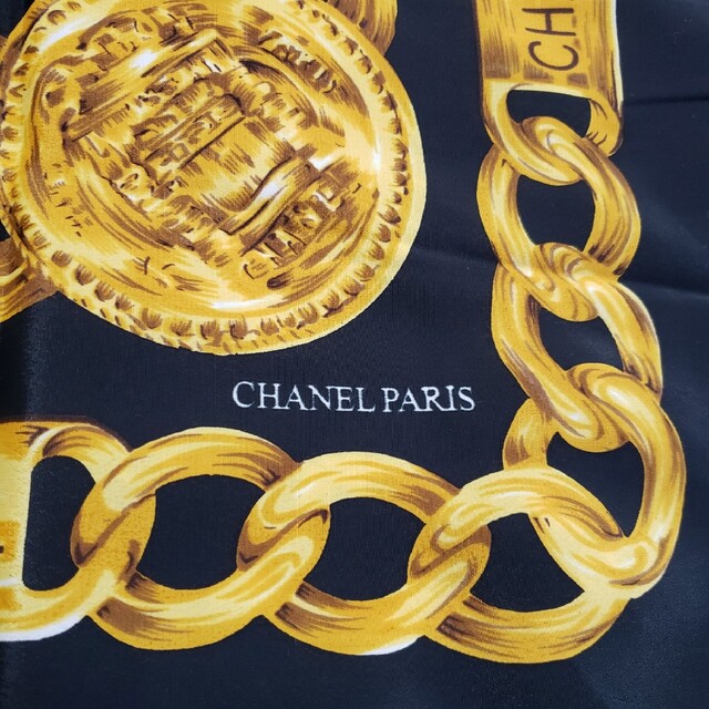 CHANEL☆シャネル☆ヴィンテージ☆大判スカーフ CHANEL☆シャネル☆ヴィンテージ☆大判スカーフ