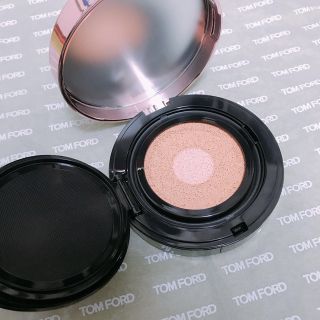 ローラメルシエ(laura mercier)のローラメルシエ　トーンアップクッション　FAIR ROSE  リフィル＋パフのみ(ファンデーション)