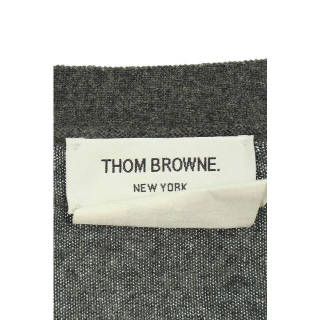 THOM BROWNE(トムブラウン)のトムブラウン  MKC001AKA002 4BARクラシックカーディガン メンズ 3 メンズのトップス(カーディガン)の商品写真