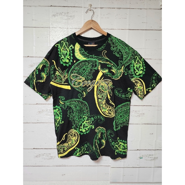 COOGI(クージー)の《超希少》COOGI クージー Tシャツ 半袖シャツ ペイズリー 黒 XL メンズのトップス(シャツ)の商品写真