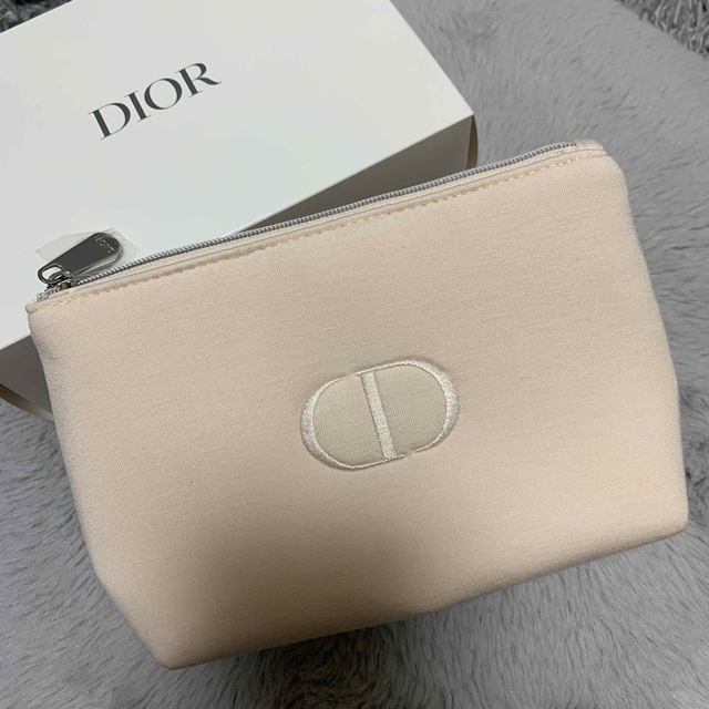 Dior(ディオール)のDior ノベルティポーチ レディースのファッション小物(ポーチ)の商品写真